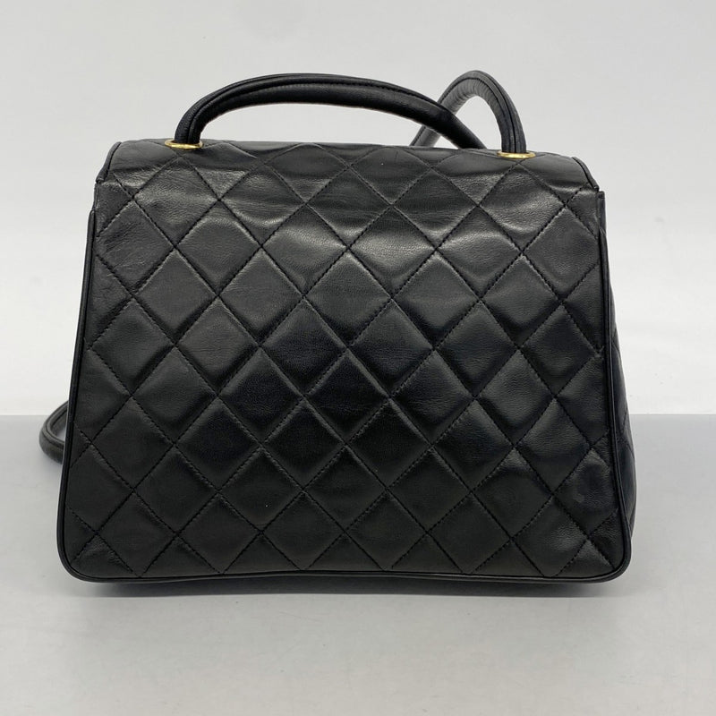 【5me5723-h】シャネル ショルダーバッグ マトラッセ ラムスキン ブラック ゴールド金具【中古】レディース