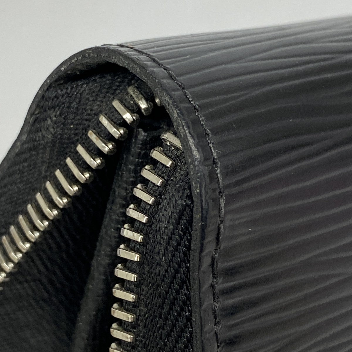 【5me5745】ルイヴィトン 長財布 エピ ジッピーウォレット M60072 ノワール【中古】メンズ レディース ユニセックス