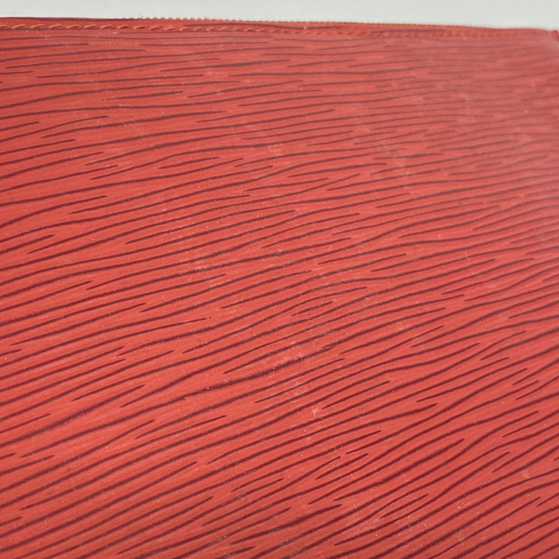 【5me5750】ルイヴィトン ポーチ エピ ポシェットアクセソワール M52947 カスティリアンレッド【中古】レディース