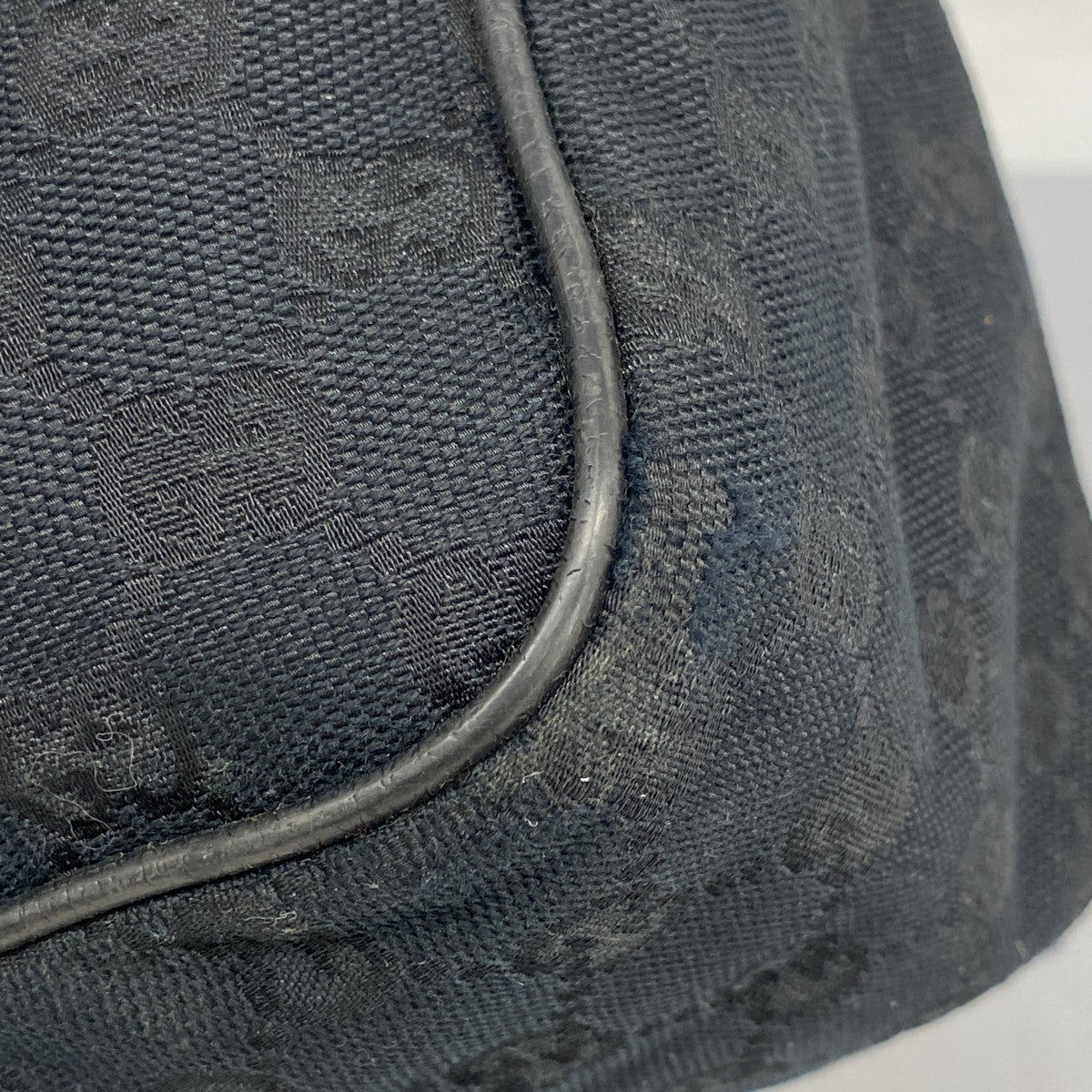 【5me5751】グッチ ショルダーバッグ GGキャンバス/シェリーライン 233052 キャンバス ブラック シルバー金具【中古】レディース