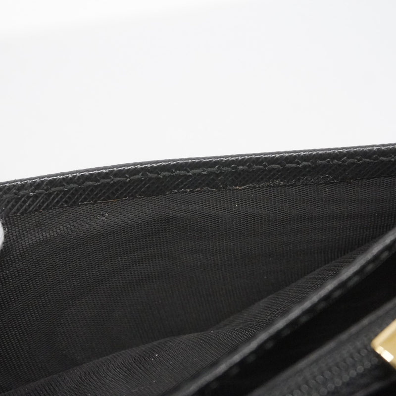 【5me6267】サルヴァトーレフェラガモ 長財布 ヴァラ レザー ブラック ゴールド金具【中古】レディース