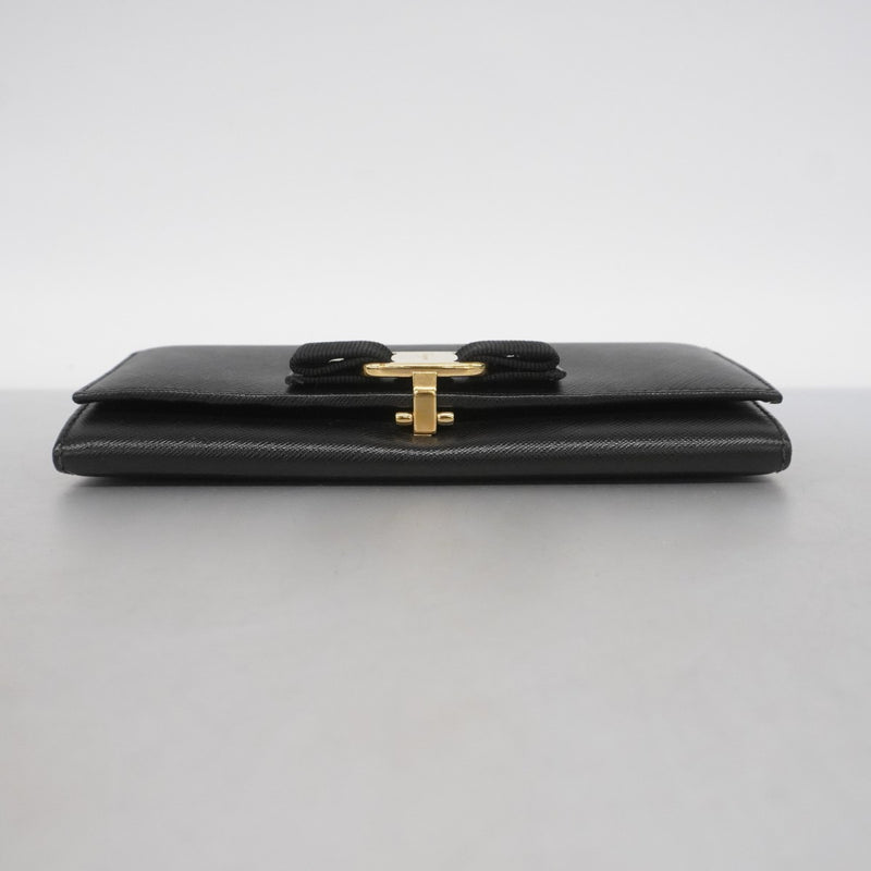 【5me6267】サルヴァトーレフェラガモ 長財布 ヴァラ レザー ブラック ゴールド金具【中古】レディース