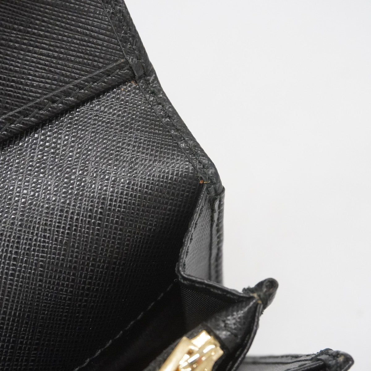 【5me6267】サルヴァトーレフェラガモ 長財布 ヴァラ レザー ブラック ゴールド金具【中古】レディース