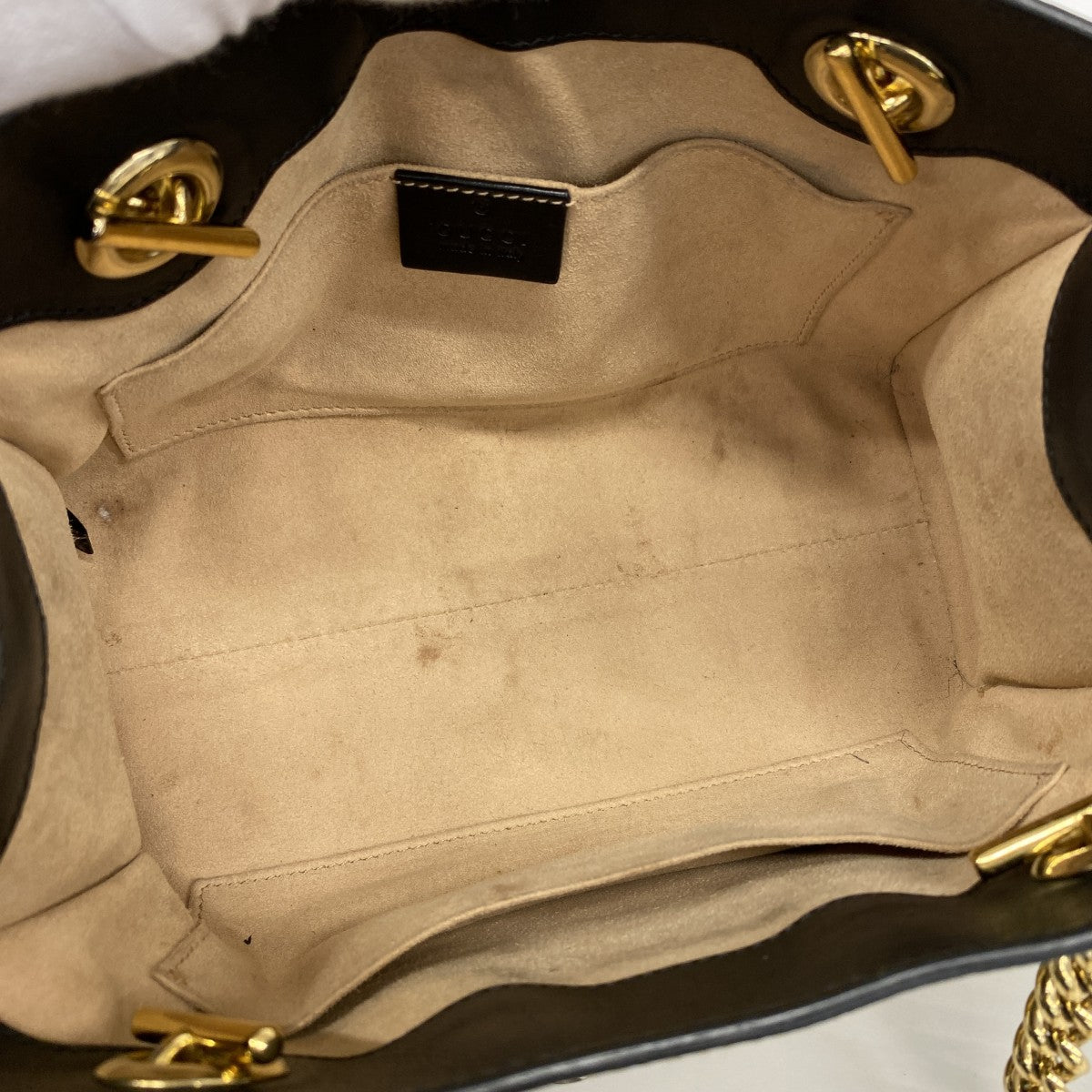 【希少】グッチ　ショルダーバッグ　GGスプリーム　ゴールド金具　PVC　レザー 美品 GUCCI グッチ ショルダーバッグ クロスボディ 肩掛け 斜め掛け GG