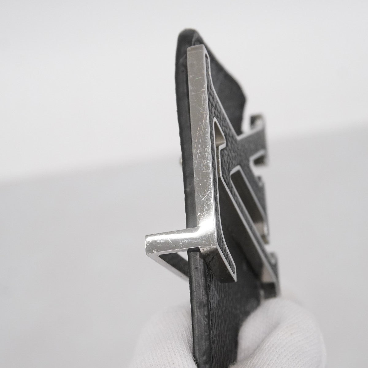 5ob1081】ルイヴィトン ベルト モノグラム・エクリプス LVイニシャル