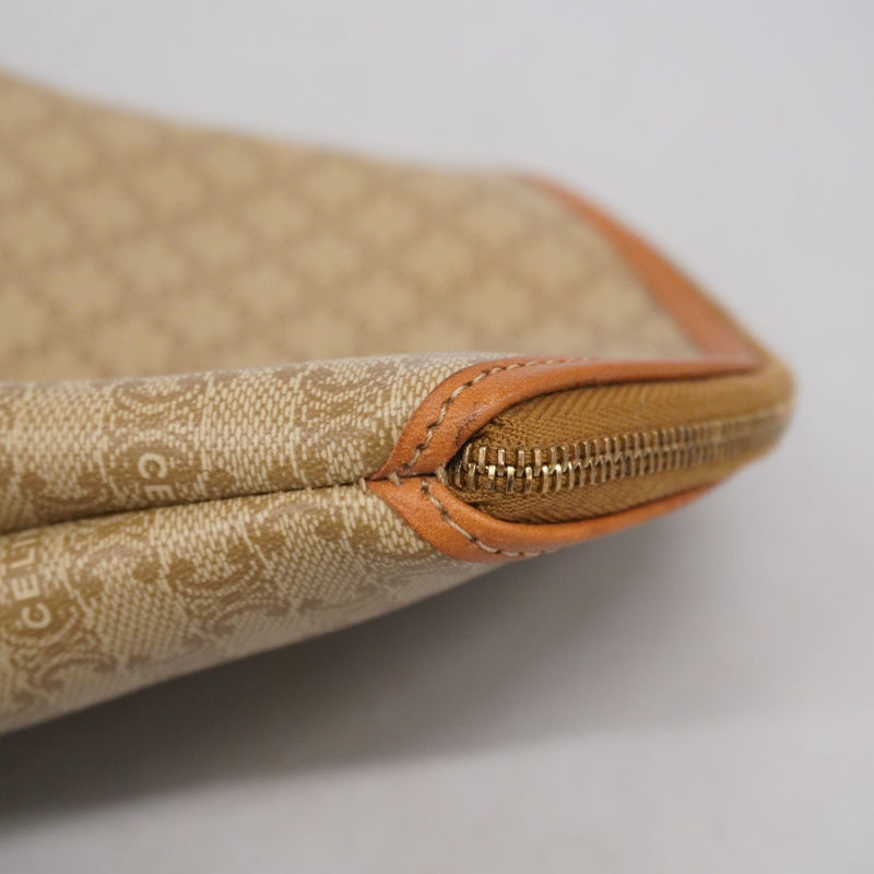 5oc2922-r】セリーヌ ポーチ マカダム PVC ベージュ ゴールド金具