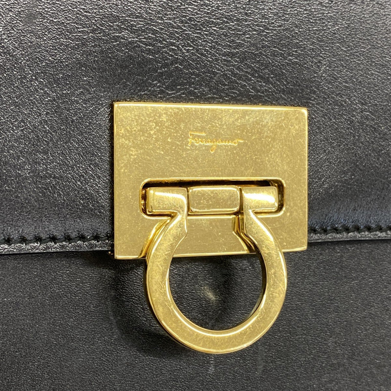 5od3940】サルヴァトーレフェラガモ ハンドバッグ ガンチーニ レザー