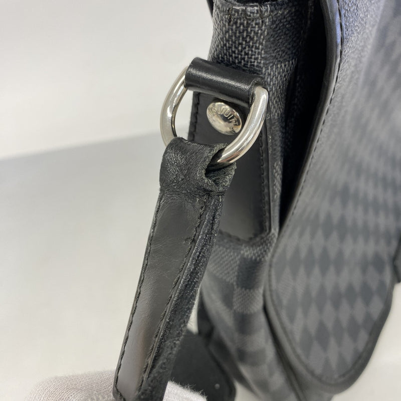 週末今だけお値下げ！！ルイヴィトンダミエグラフィットショルダー斜めがけブラック Amazon | (ルイヴィトン)ルイ・ヴィトン バッグ N40003 LOUIS VUITTON