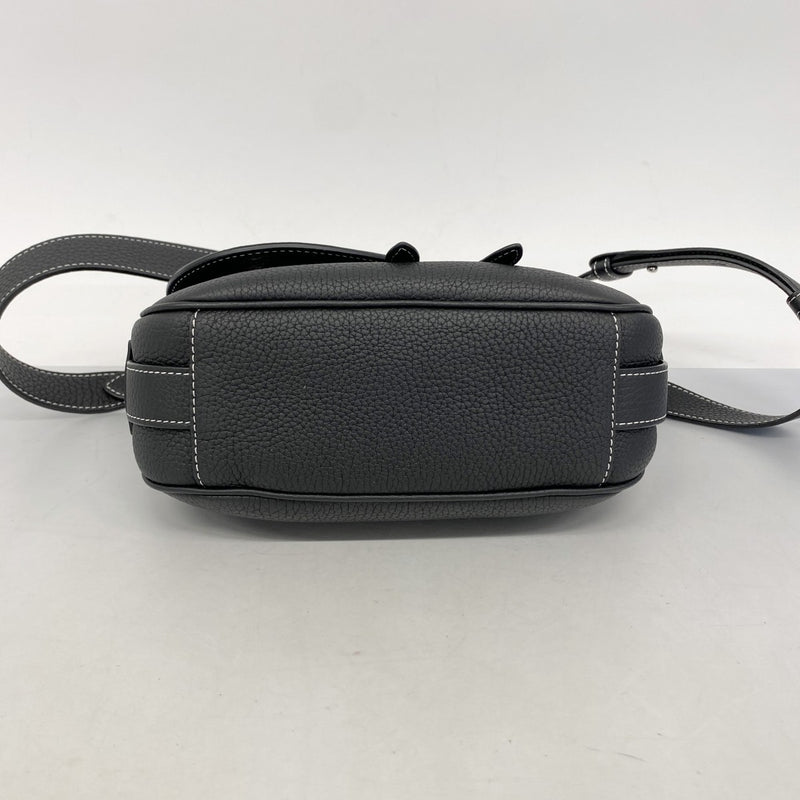 【極美品】クリスチャンディオール オールレザー ロゴ金具 ショルダーバッグ 極美品】クリスチャンディオール オールレザー ロゴ金具 ショルダーバッグ