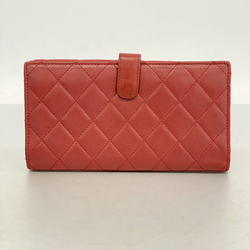 5od4520-h】シャネル 長財布 マトラッセ ラムスキン レッド シルバー