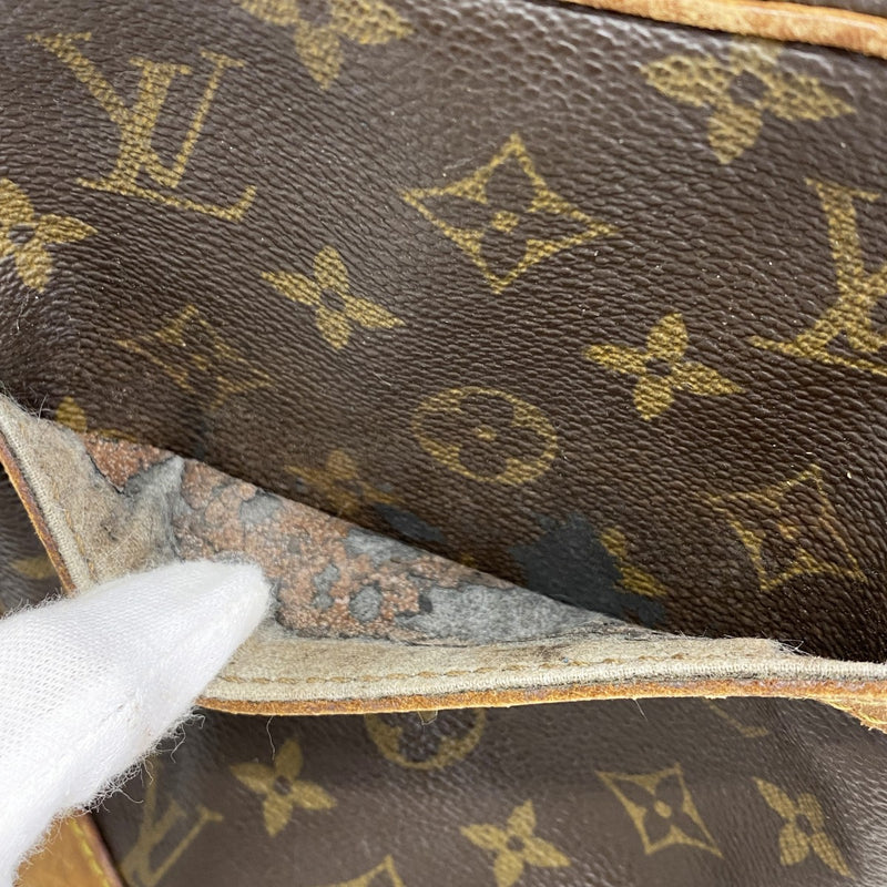 ルイ ヴィトン モノグラム ダヌーブショルダーバッグ M45266 シリアル不明 ルイヴィトン ダヌーブのシリアルの場所と買取相場価格