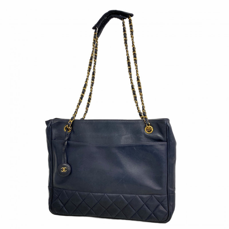 CHANEL マトラッセ ショルダーバッグ チェーン ラムスキン ネイビー シャネル CHANEL マトラッセ チェーンショルダーバッグ 27番台