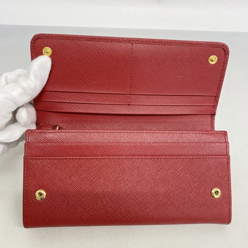 5od4628】プラダ 長財布 サフィアーノ レザー レッド ゴールド金具