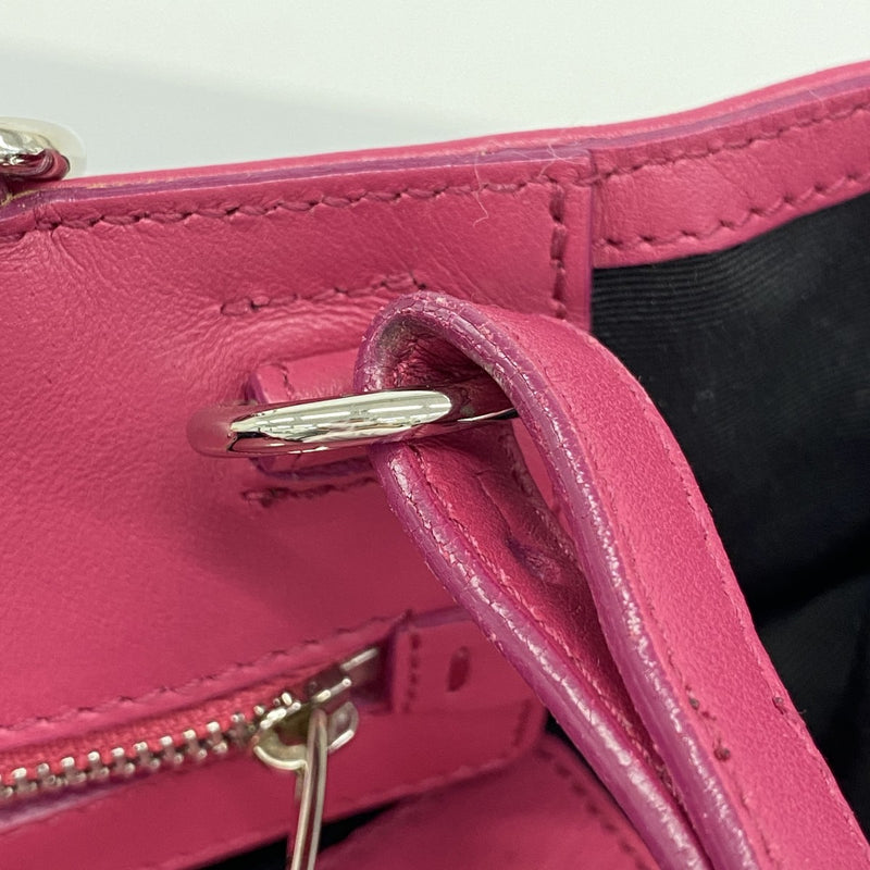 5oe4933】サルヴァトーレフェラガモ トートバッグ ヴァラ ナイロン