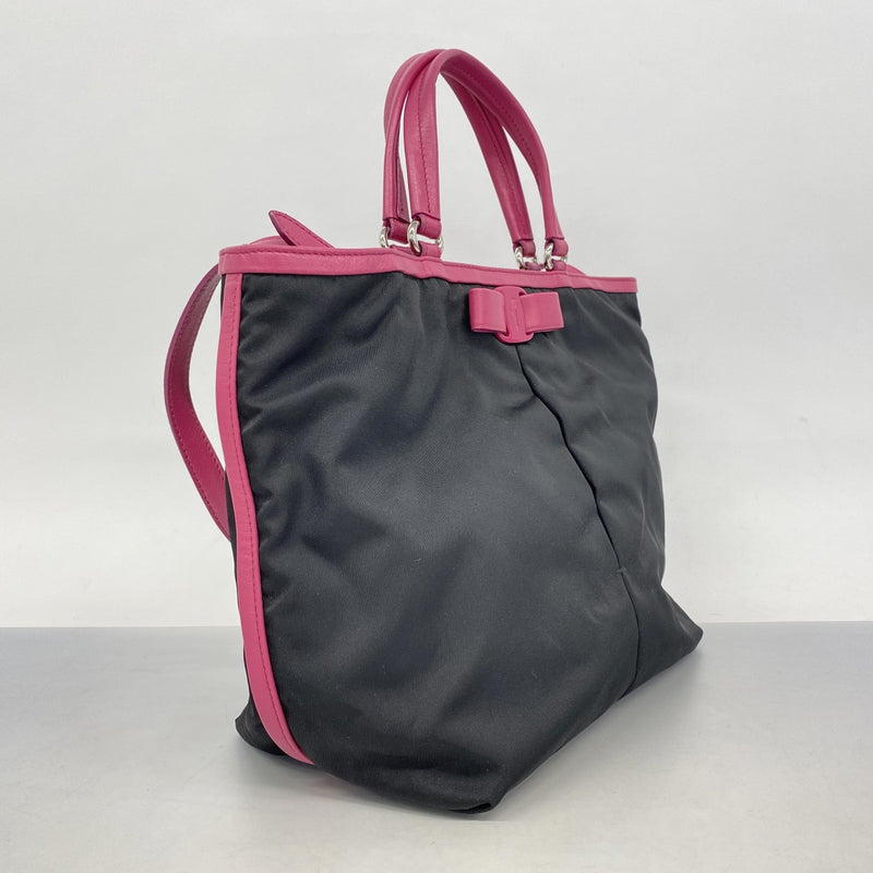 ☆美品☆フェラガモ　カゴバック　巾着バック　ショルダーバッグ　レザー×ナイロン 楽天市場】フェラガモ 巾着の通販