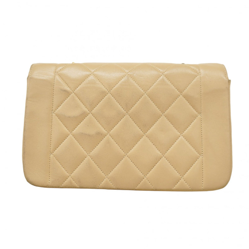 シャネル ラムスキン ダイアナ チェーンショルダーバッグ べージュ シャネル マトラッセ ダイアナ チェーンショルダー 22cm ベージュ