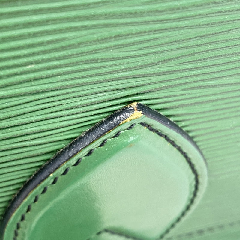 5oe4975】ルイヴィトン ショルダーバッグ エピ カルトシエール M52244