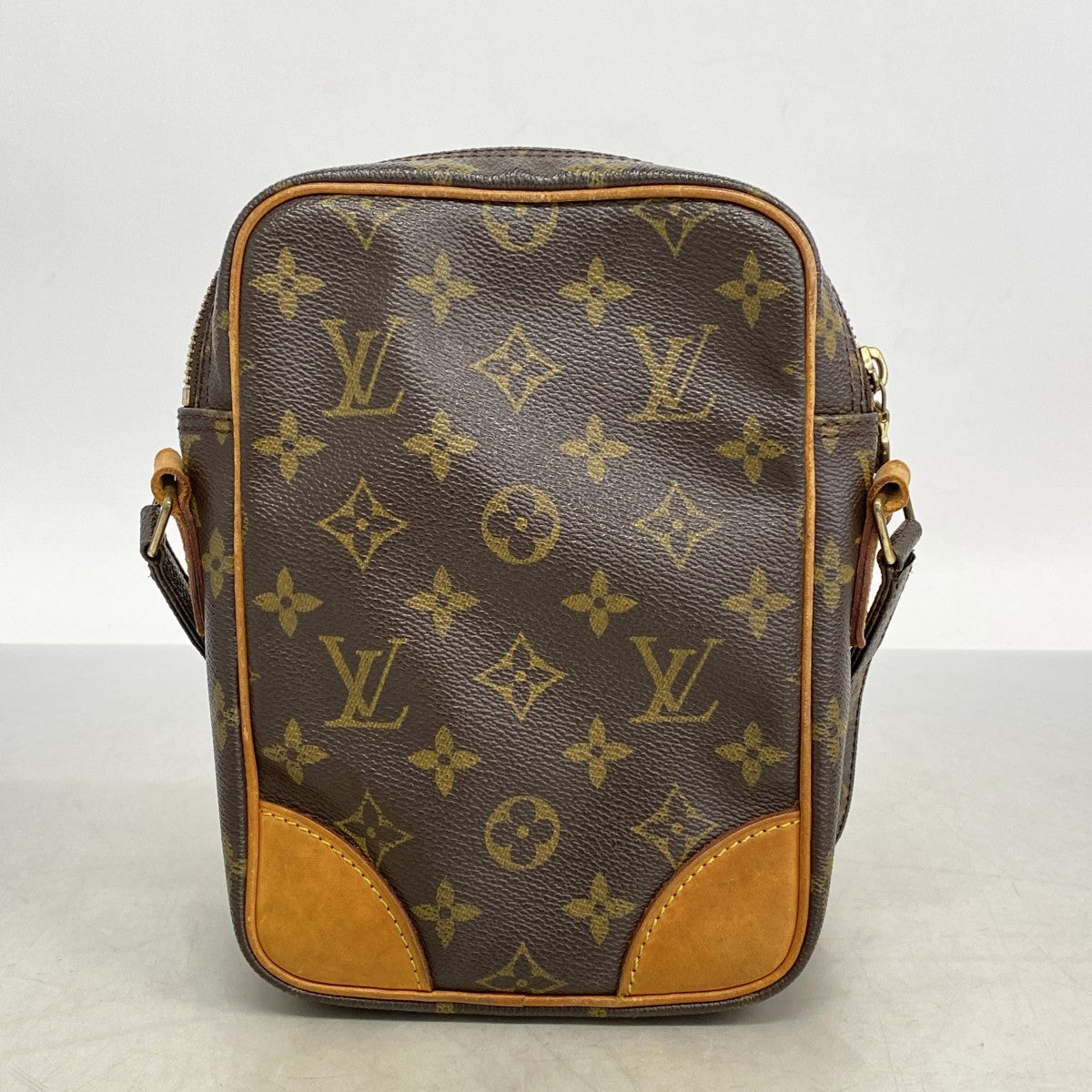 5oe5005】ルイヴィトン ショルダーバッグ モノグラム アマゾン M45236