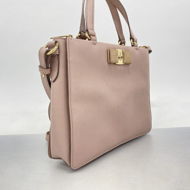 5oe5129】サルヴァトーレフェラガモ ハンドバッグ ヴァラ レザー