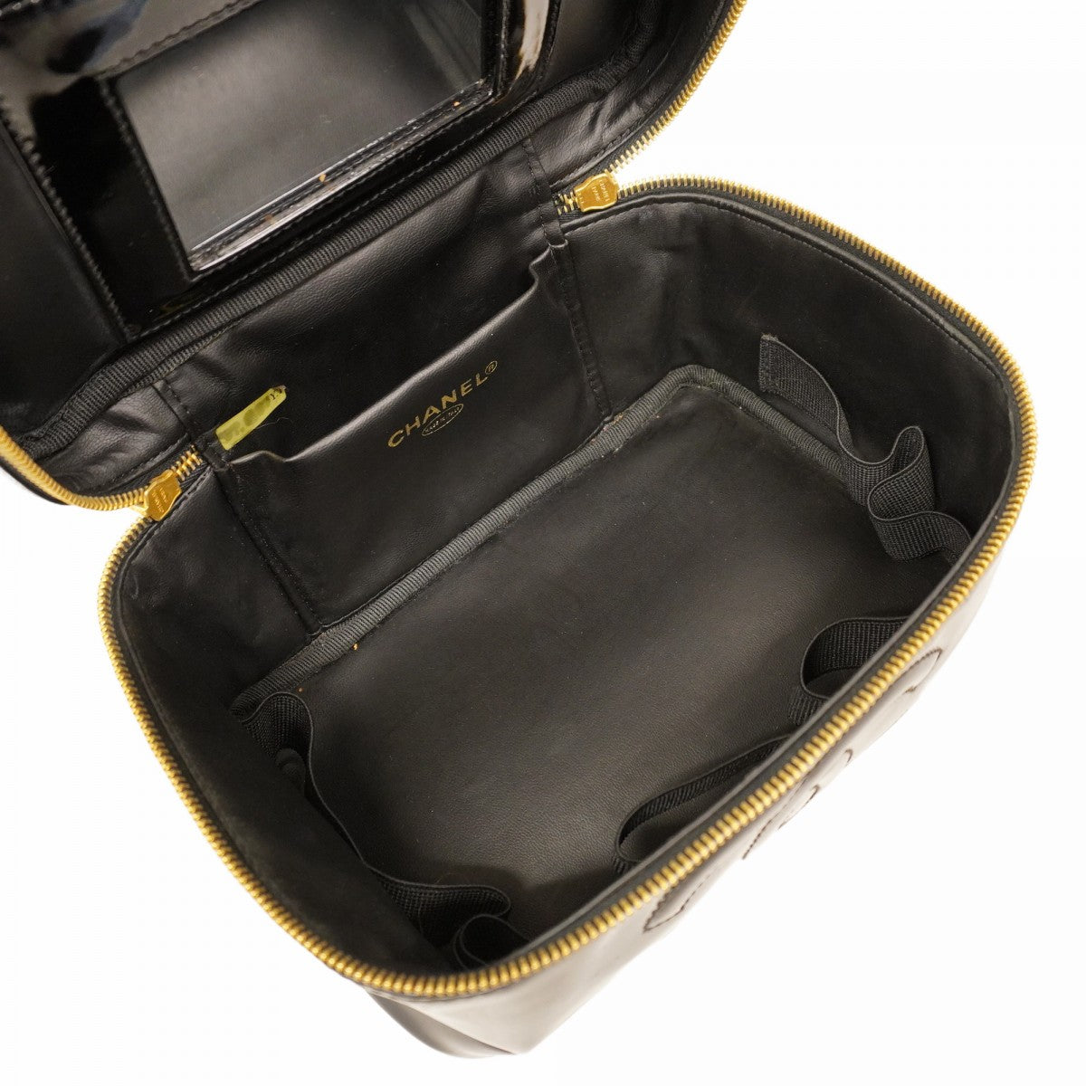 5oe5779-h】シャネル バニティバッグ パテントレザー ブラック