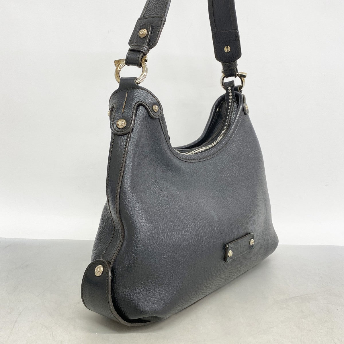 5oe6092】サルヴァトーレフェラガモ ショルダーバッグ ガンチーニ