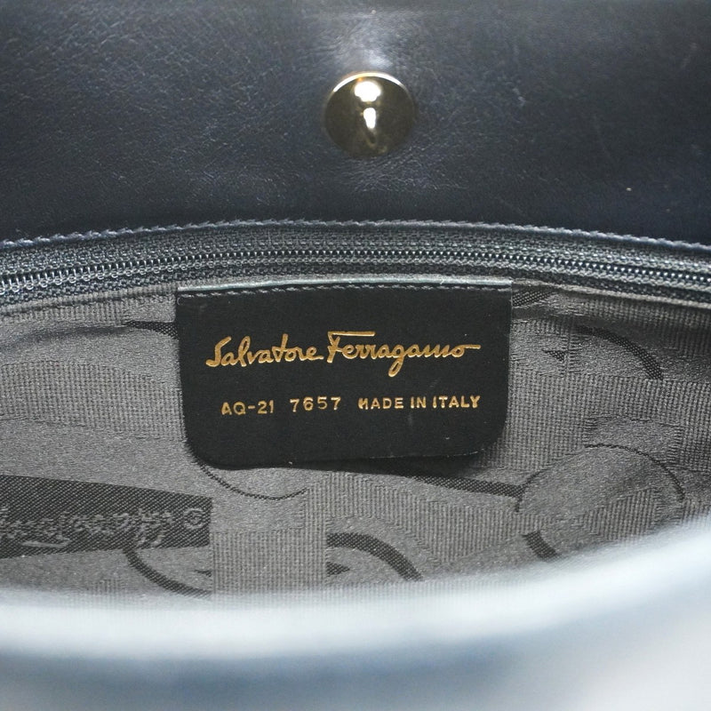 5of6355】サルヴァトーレフェラガモ ショルダーバッグ ガンチーニ