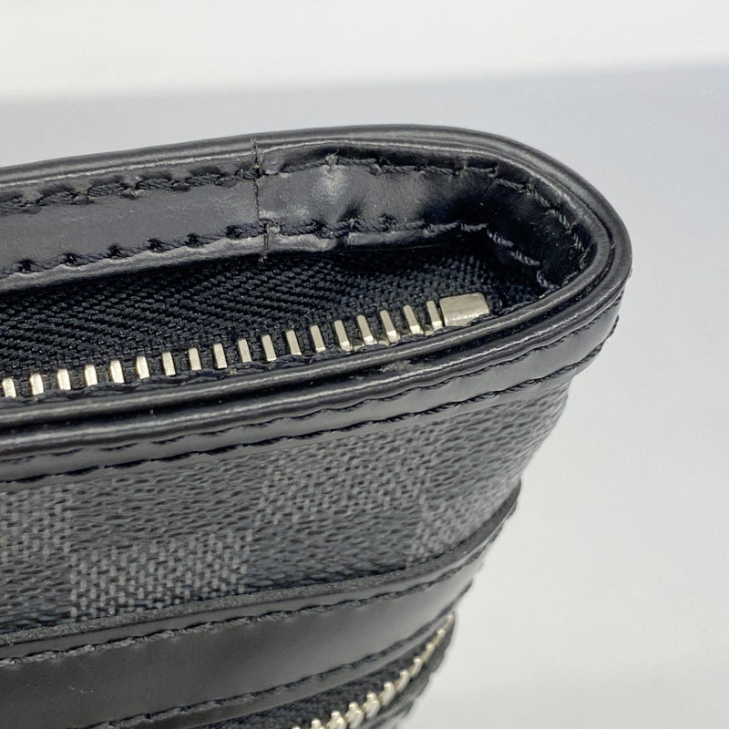 【5pa0870】ルイヴィトン ショルダーバッグ ダミエ・グラフィット トマス N58028 ブラック【中古】メンズ