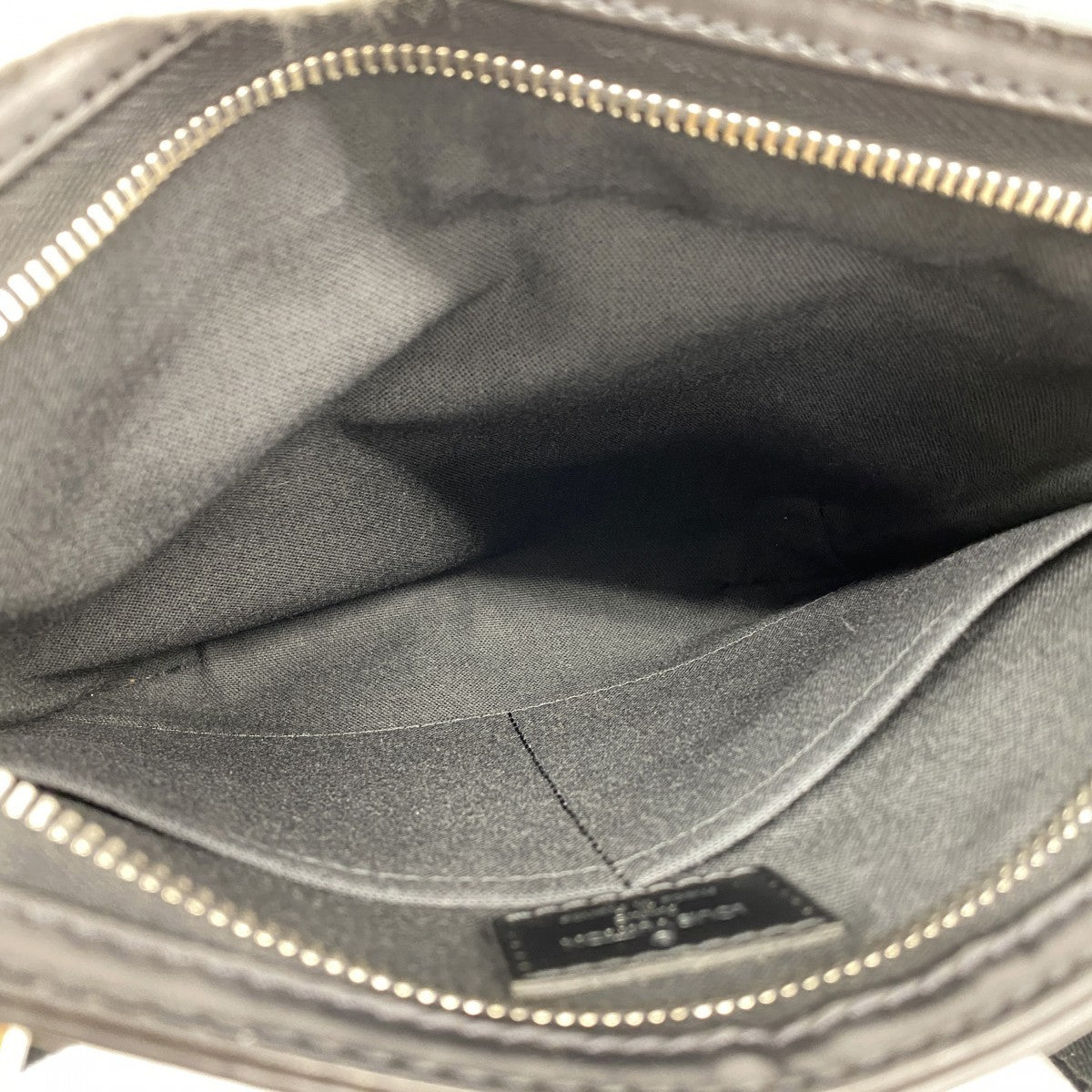 【5pa0870】ルイヴィトン ショルダーバッグ ダミエ・グラフィット トマス N58028 ブラック【中古】メンズ