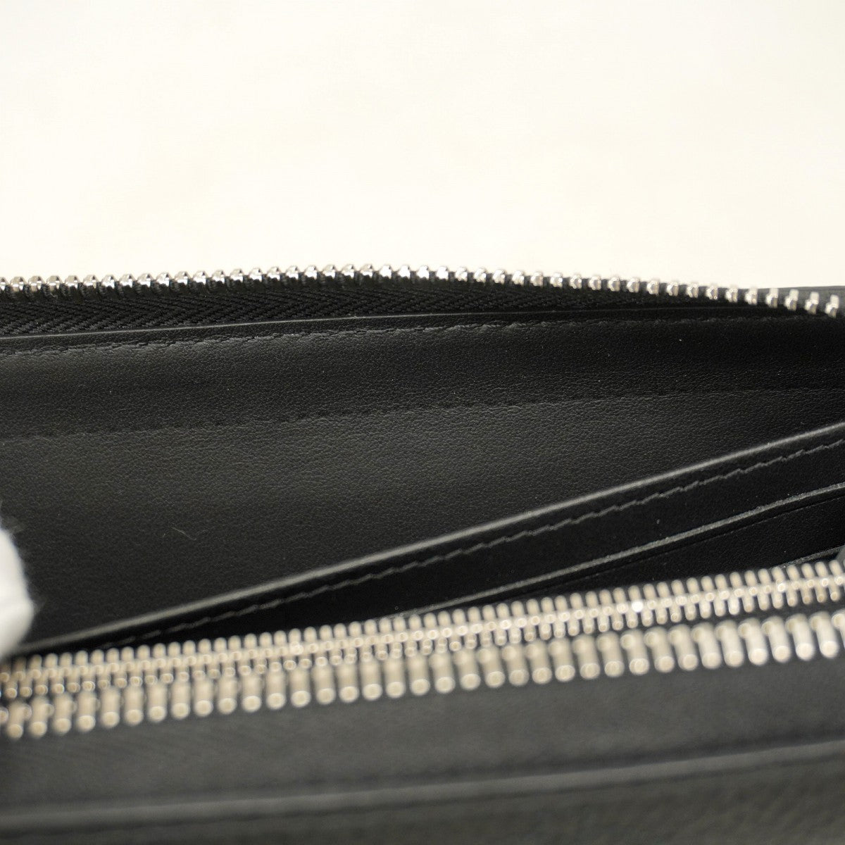 【5pa0893】ルイヴィトン 長財布 マヒナ ジッピーウォレット M61867 ノワール【中古】レディース