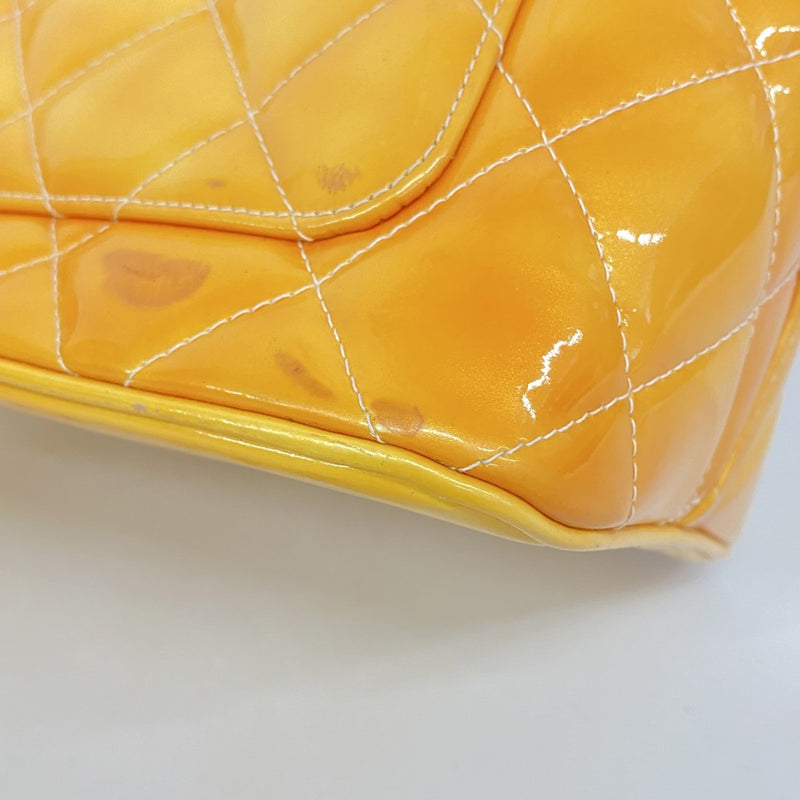 【5pa0915】シャネル トートバッグ 復刻トート パテントレザー イエロー シルバー金具【中古】レディース