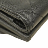 【5pa0955-h】シャネル 三つ折り財布 マトラッセ キャビアスキン ブラック シルバー金具【中古】レディース