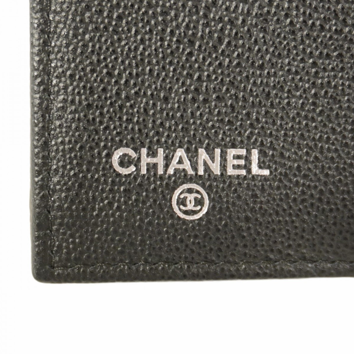 【5pa0955-h】シャネル 三つ折り財布 マトラッセ キャビアスキン ブラック シルバー金具【中古】レディース