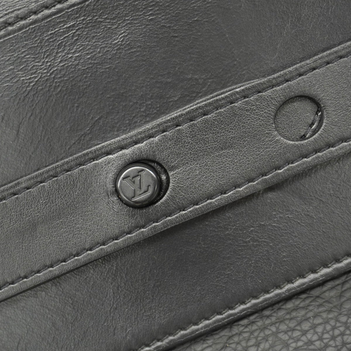 【5pa0956-h】ルイヴィトン ハンドバッグ トリヨン スティーマーPM M55701 ブラック 2wayバッグ【中古】メンズ