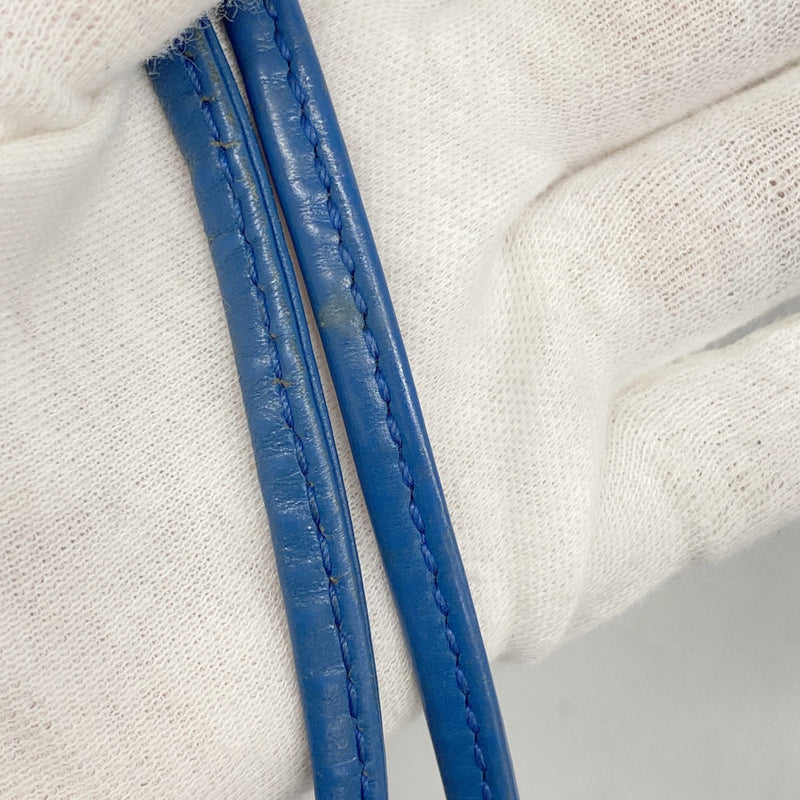 ら*む様 ルイヴィトン エピ 90年代 ポシェット 青 AR0915 フランス製 Louis Vuitton | VINTAGE PARIS