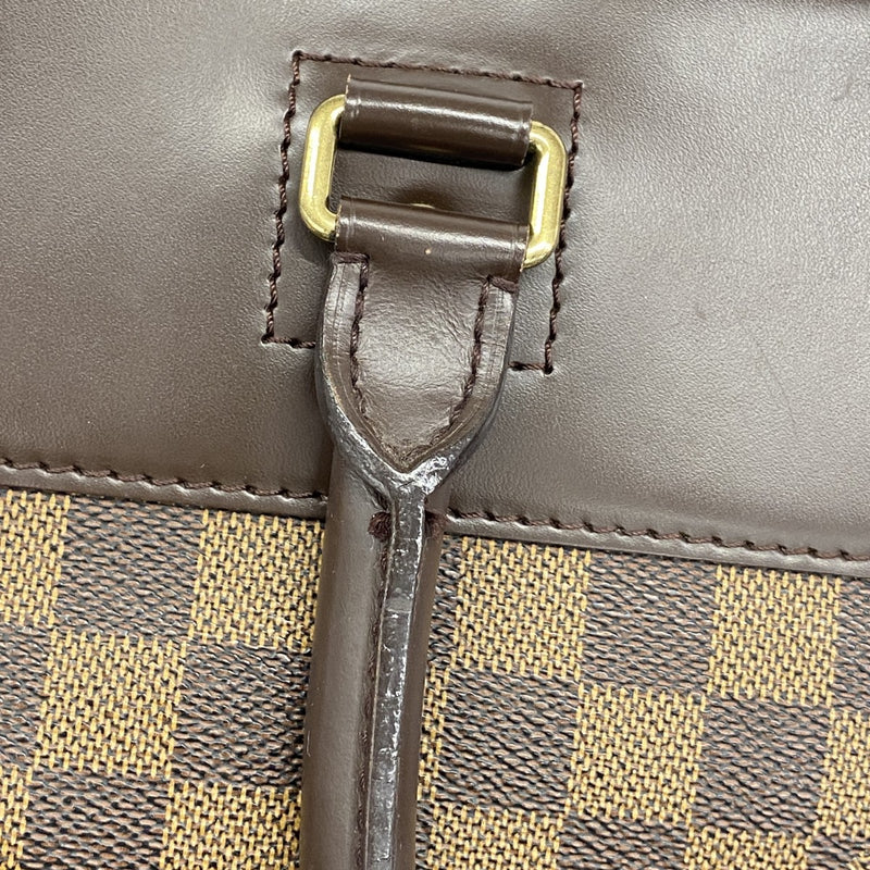 期間限定、イギリスバ―ミンガムで作られたビンテ−ジ、美品シンプル、ダ−クブラウン Tricker's（トリッカーズ）カントリーブローグシューズ（Bourton