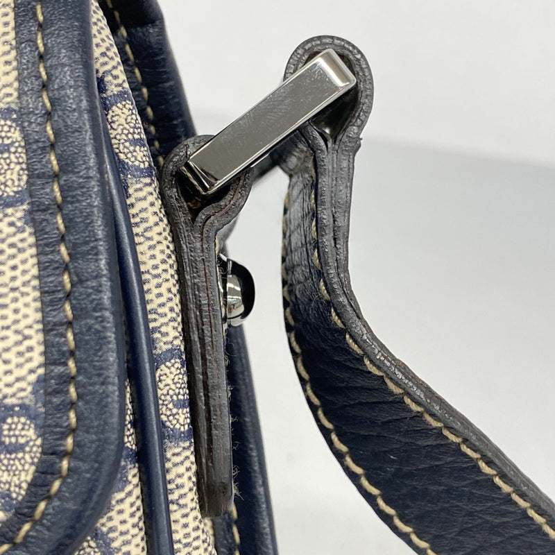 5pb1691】グッチ ショルダーバッグ GGスプリーム/シェリーライン