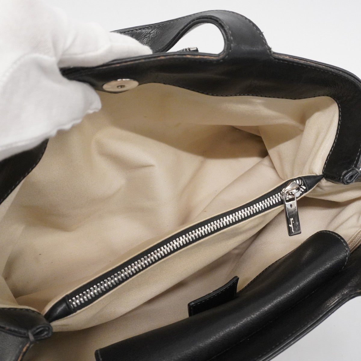 5pb2369】サルヴァトーレフェラガモ ハンドバッグ ガンチーニ レザー