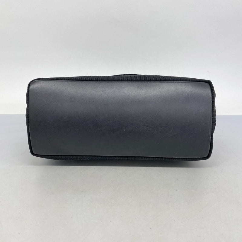 【5pb2879】サルヴァトーレフェラガモ トートバッグ ヴァラ キャンバス ブラック ゴールド金具【中古】レディース 5pb2879】サルヴァトーレフェラガモ トートバッグ ヴァラ キャンバス