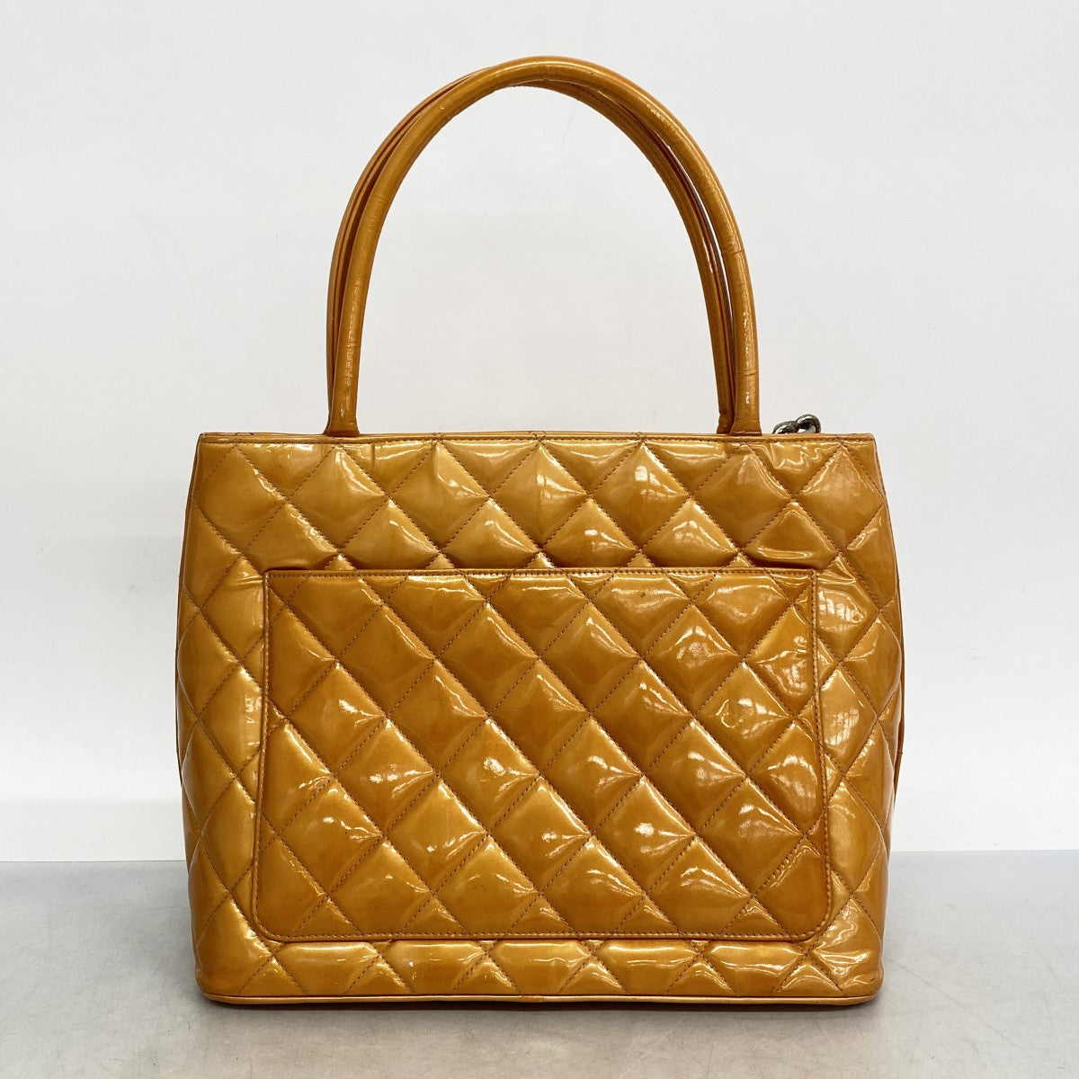5pc3892】シャネル トートバッグ 復刻トート パテントレザー オレンジ