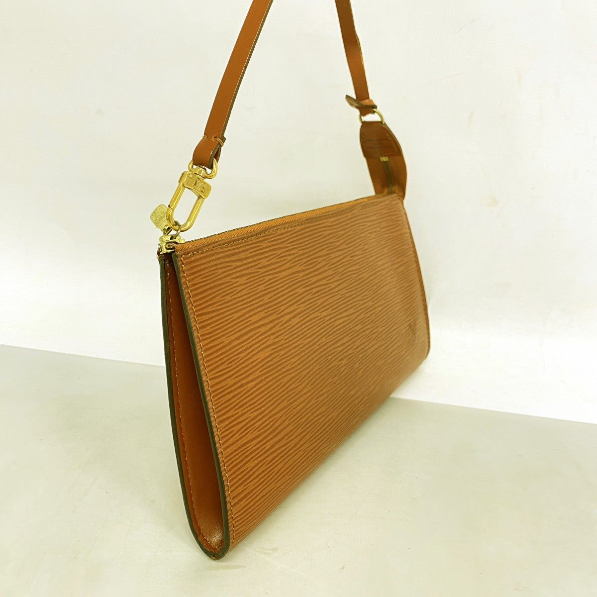 5pc4508】ルイヴィトン ポーチ エピ ポシェットアクセソワール M52943