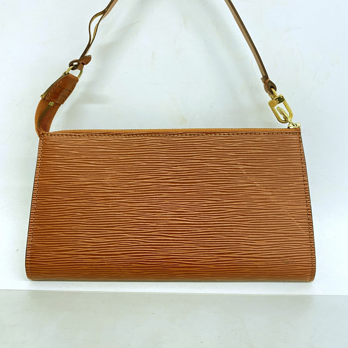 5pc4508】ルイヴィトン ポーチ エピ ポシェットアクセソワール M52943