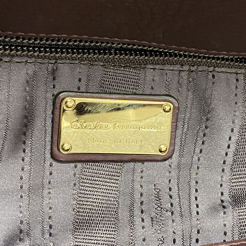 5pd4945】サルヴァトーレフェラガモ ハンドバッグ ガンチーニ レザー