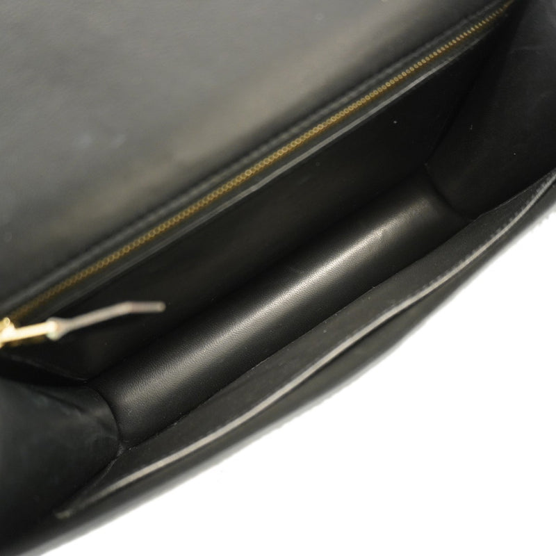 プラダ1足　エルメス2足　まとめ買い 差がつくサンダル】エルメス、プラダ 夏だけじゃなく秋に履いても