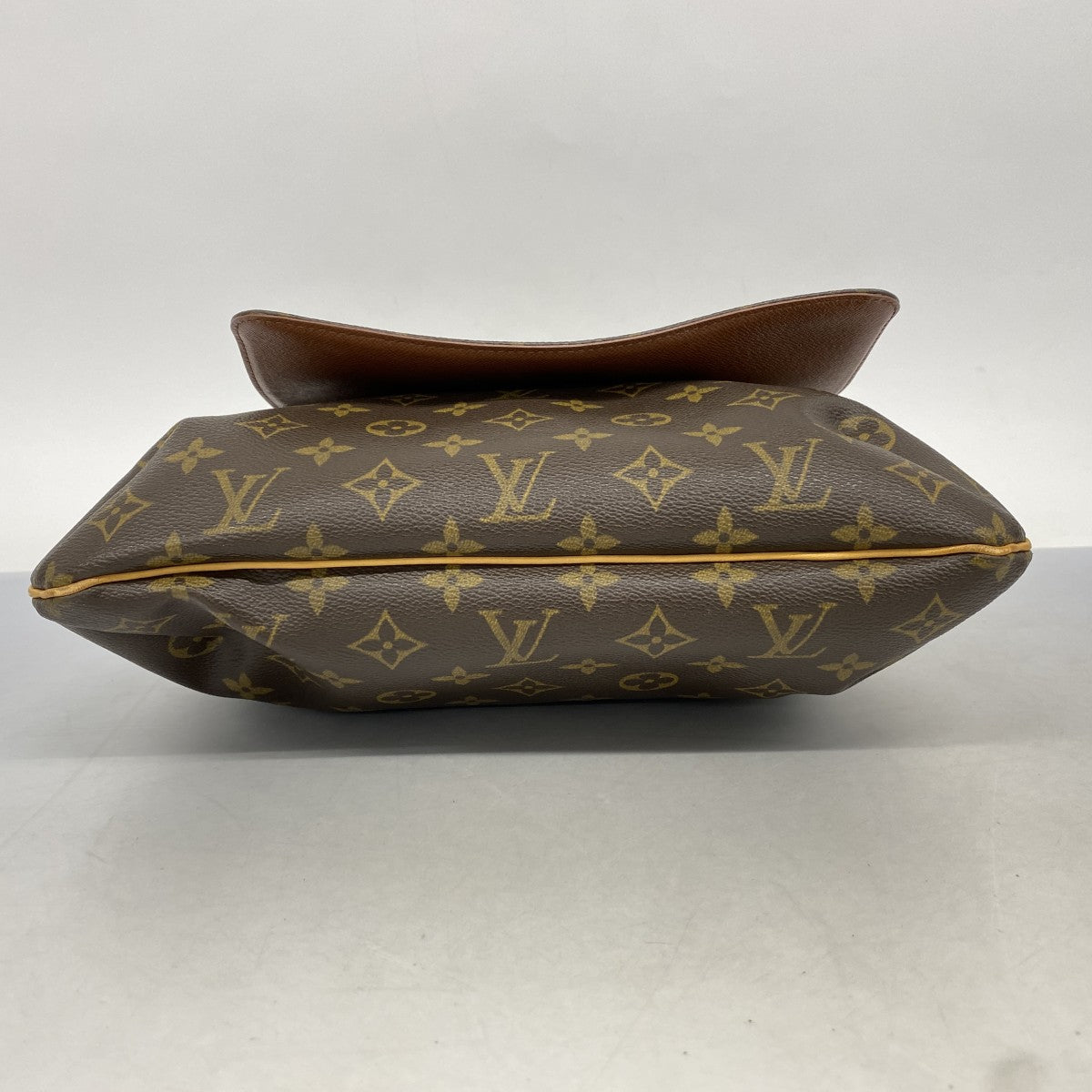 5pd5325】ルイヴィトン ショルダーバッグ モノグラム ミュゼット
