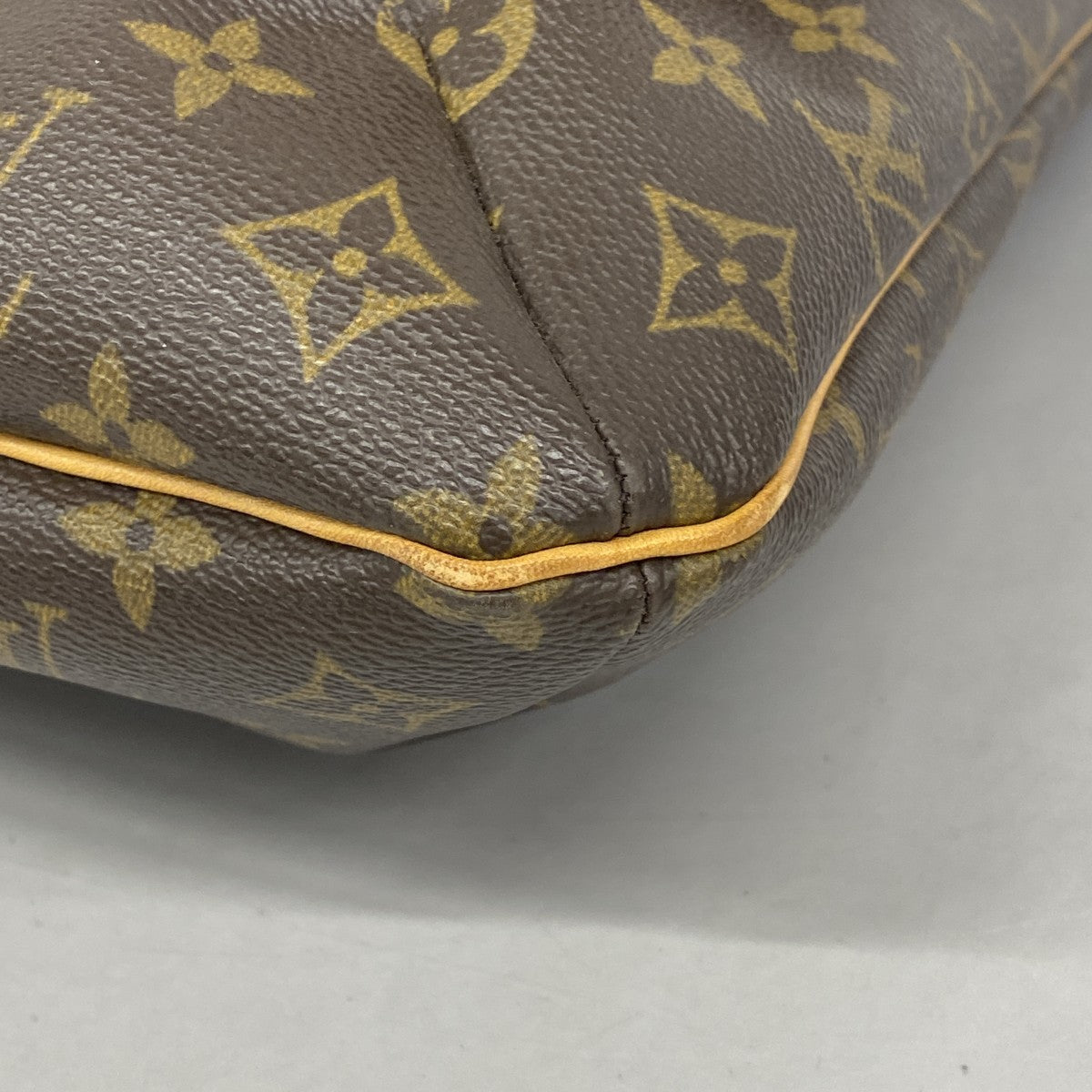 5pd5325】ルイヴィトン ショルダーバッグ モノグラム ミュゼット