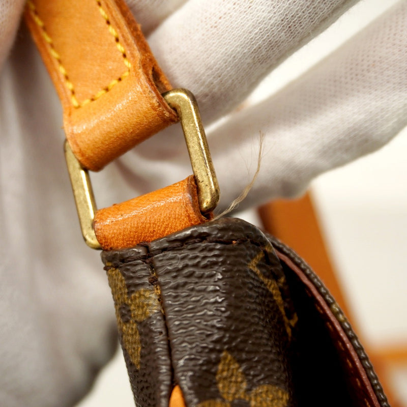 5pd5639-k】ルイヴィトン ショルダーバッグ モノグラム ミュゼット