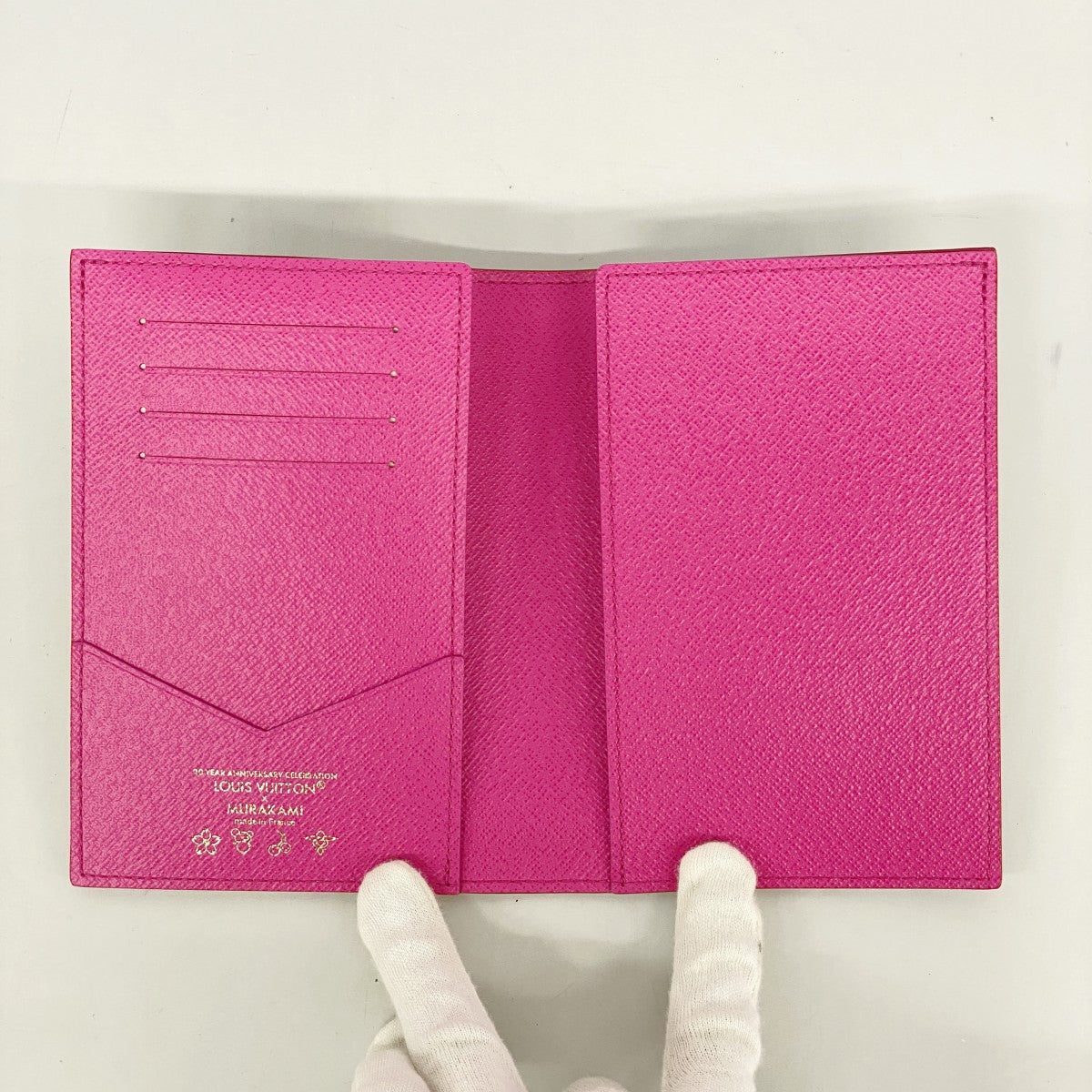 5pd5757】ルイヴィトン パスポートケース モノグラム・マルチカラー