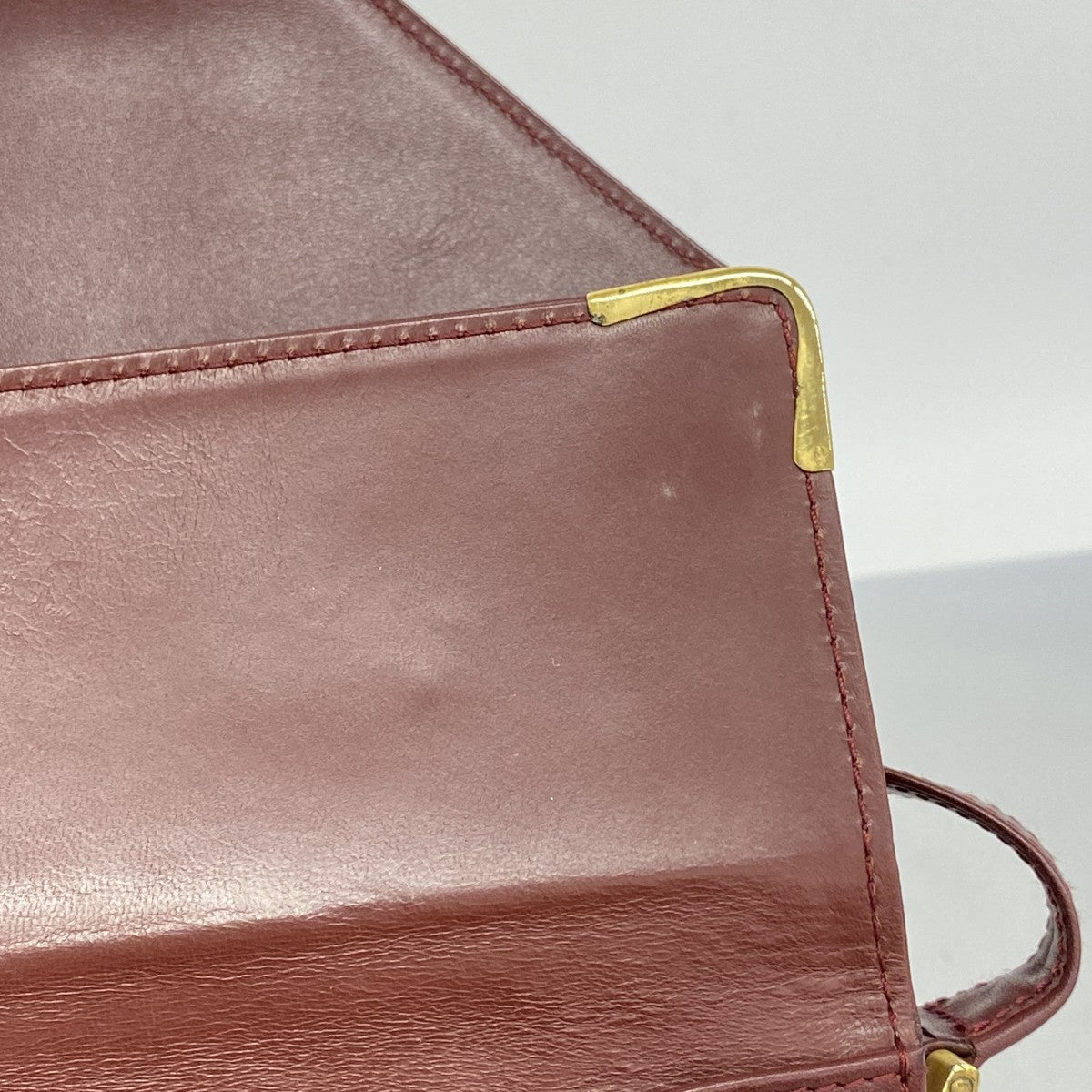 6ab0672】カルティエ ショルダーバッグ マスト レザー ボルドー