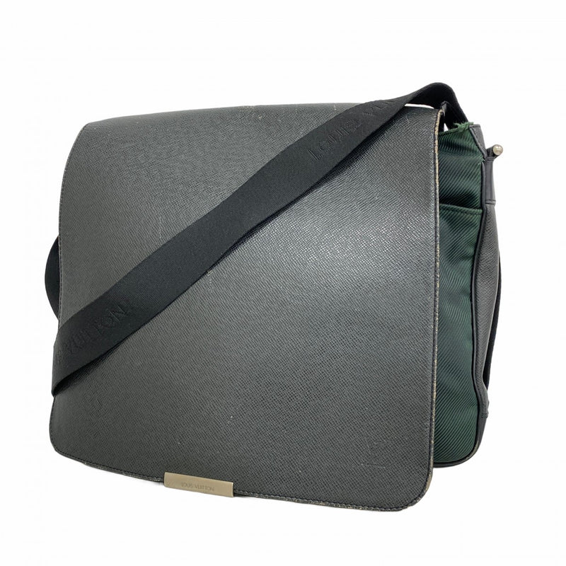 6ab0756-k】ルイヴィトン ショルダーバッグ タイガ ヴィクトール