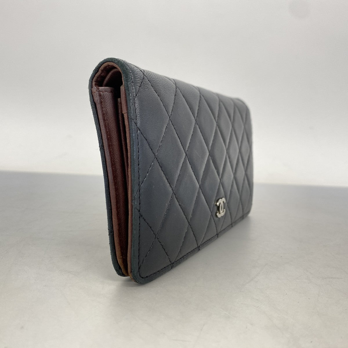 6ab0794-k】シャネル 長財布 マトラッセ ラムスキン ブラック シルバー